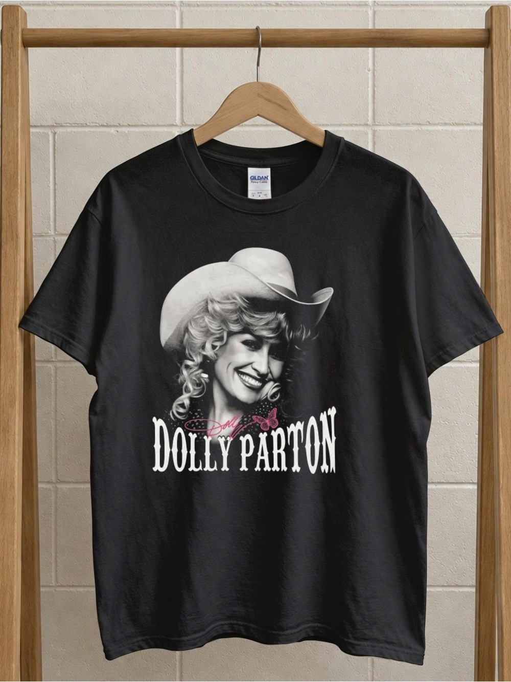 Dolly Parton Portrait Graphic Tee, Rip The Queen Of Country Music legend